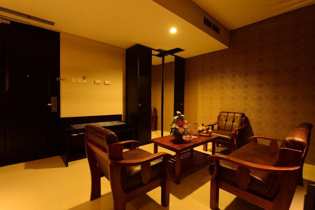 فندق باليمبانغْفي  فندق إيميليا باي أميزنج - باليمبانج الغرفة الصورة
